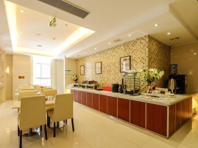 Jinjiang Inn Xianning Yinquan Avenue Hot Spring Hotel Экстерьер фото