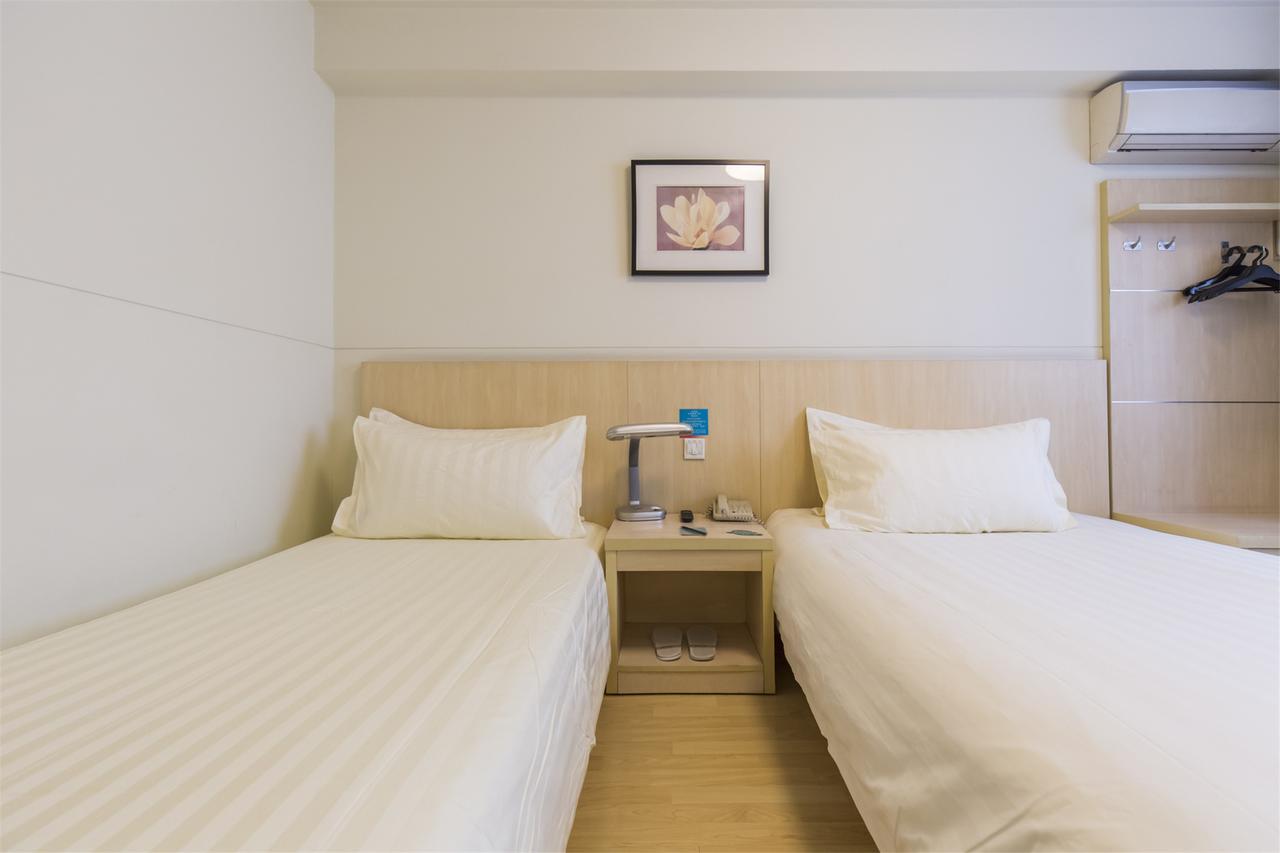 Jinjiang Inn Xianning Yinquan Avenue Hot Spring Hotel Экстерьер фото