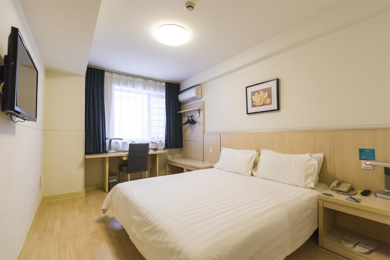 Jinjiang Inn Xianning Yinquan Avenue Hot Spring Hotel Экстерьер фото